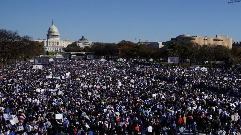 March For Israel Draws Busloads To National Mall To Protest